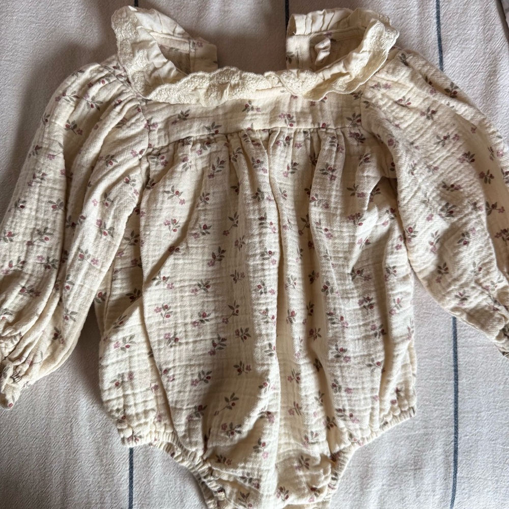 Quincy Mae Cream Floral Kids Blouse